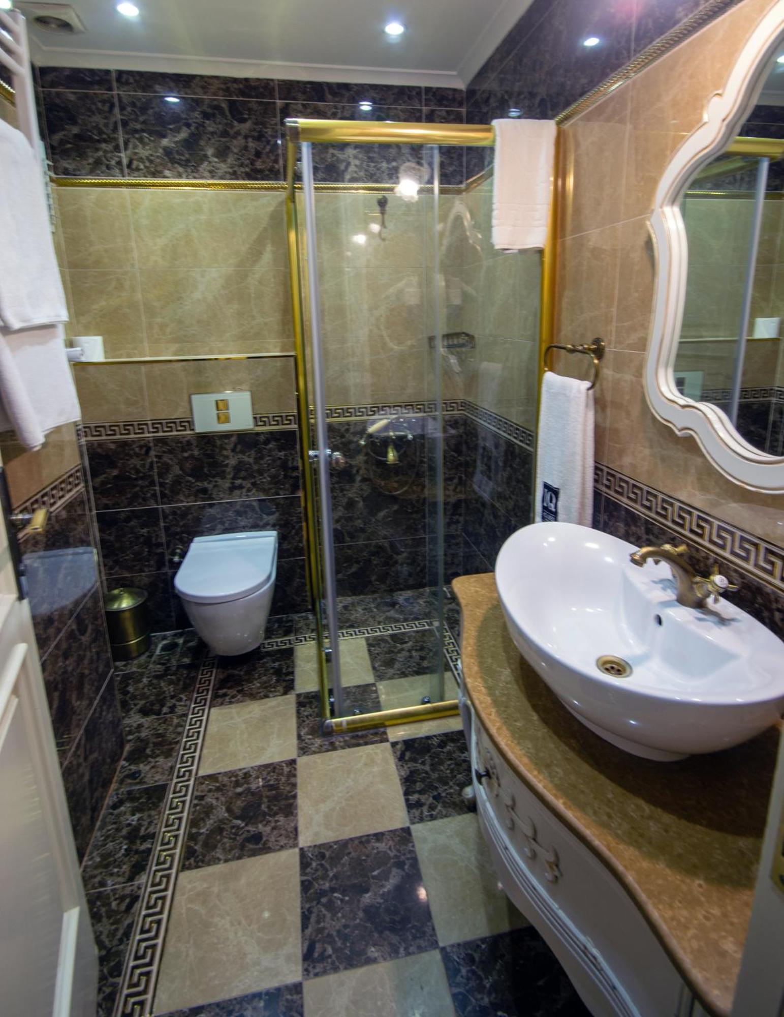 Iq Hotel อิสตันบูล ภายนอก รูปภาพ